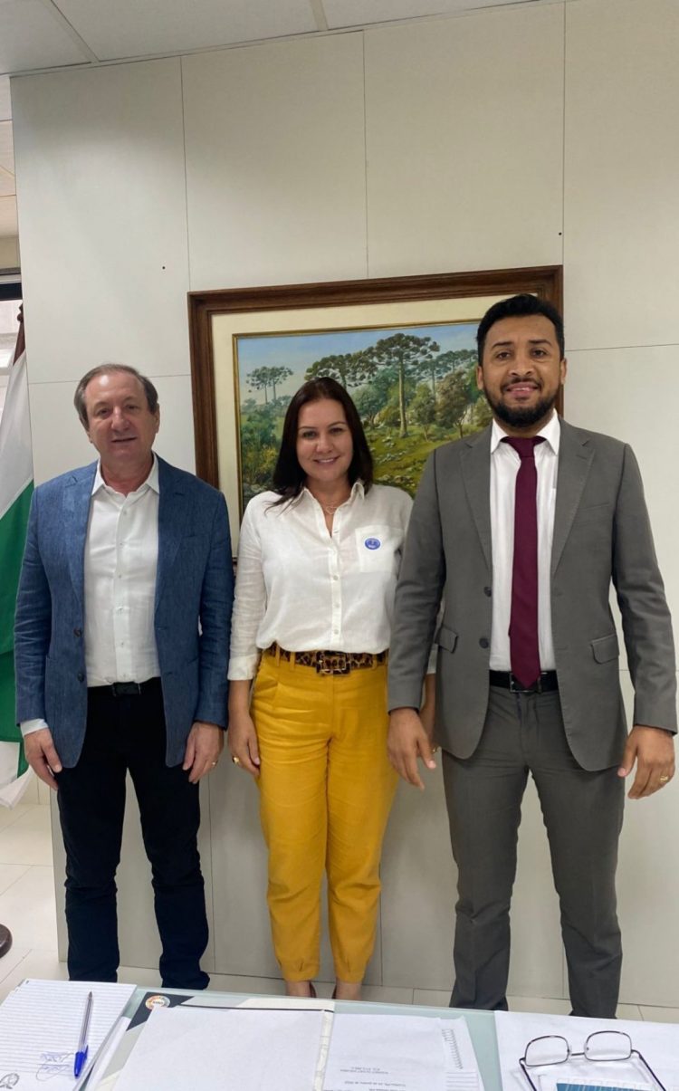 Deputado Soldado Adriano José viabiliza R$ 250 mil para causa animal em Paranavaí