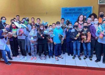 Alunos da rede de ensino já estão  recebendo os ovos de Páscoa