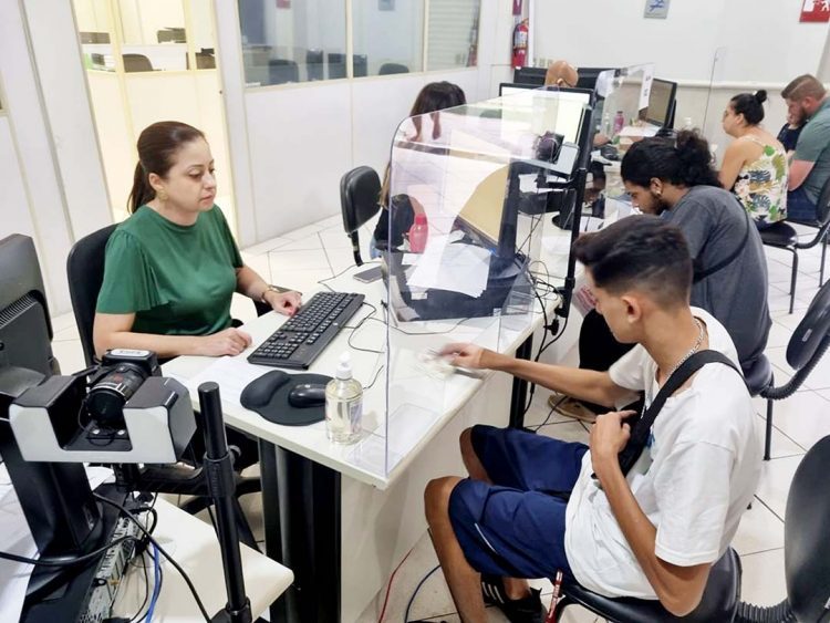 Último dia para fazer o título de eleitor