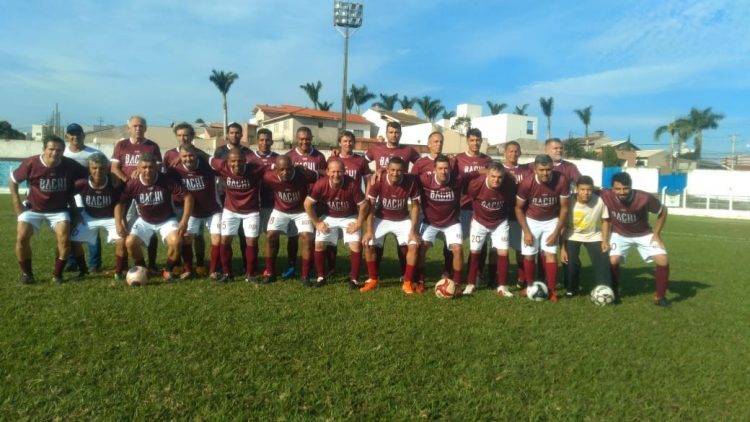 Jogando em casa, Terra Rica busca vaga para a final