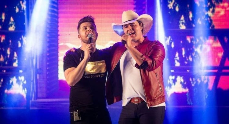 Conrado, de dupla com Aleksandro, passou por cirurgia e está na UTI