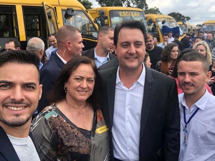 Prefeita Neila Fernandes e comitiva buscam novos recursos para a cidade