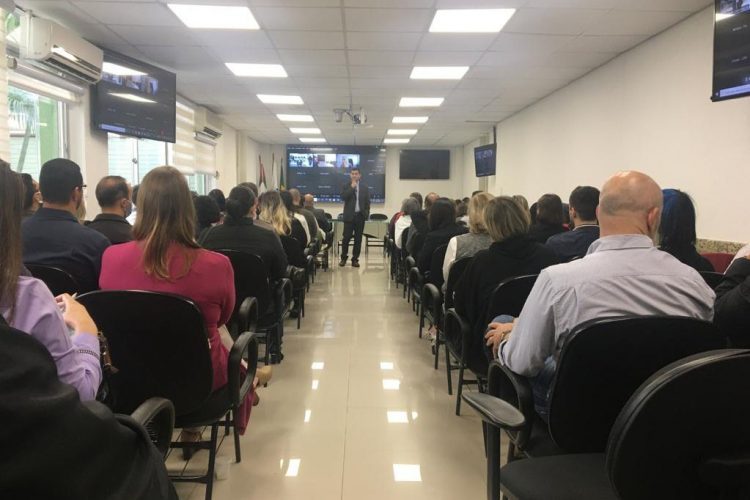 Saúde promove capacitação para modernizar  processos administrativos de compras