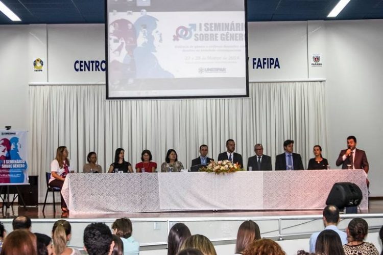 Seminário em Paranavaí propõe debates sobre  igualdade entre gêneros e opressão patriarcal