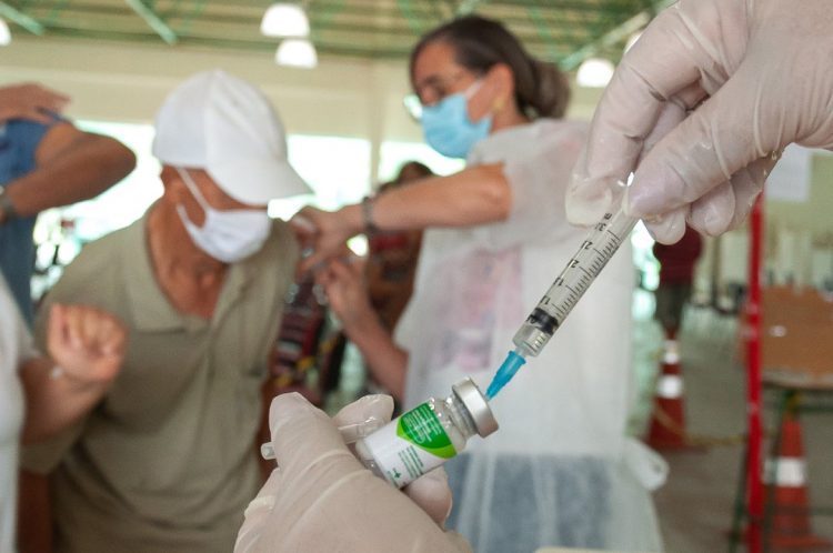 Municípios do Noroeste já podem abrir vacinação para público geral