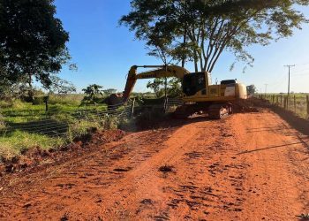 Município realiza serviços de restaurações em estrada rurais