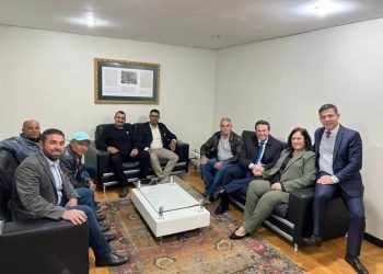 Prefeita Neila Fernandes cumpriu agenda de trabalho em Curitiba