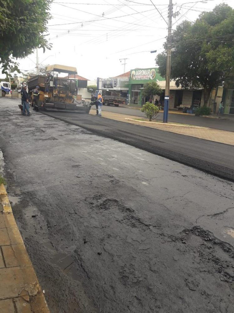 Prefeitura inicia recapeamento de avenidas e ruas do centro da cidade