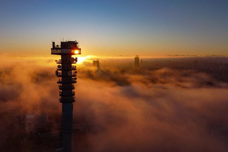 Exposição de fotojornalismo 39 Anos em 39 Imagens de Curitiba entra em cartaz na Biblioteca