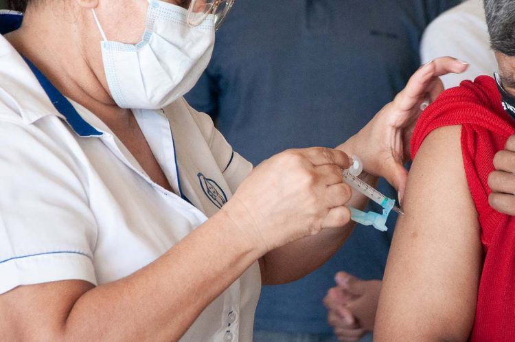 Nova Londrina terá sábado destinado à vacinação