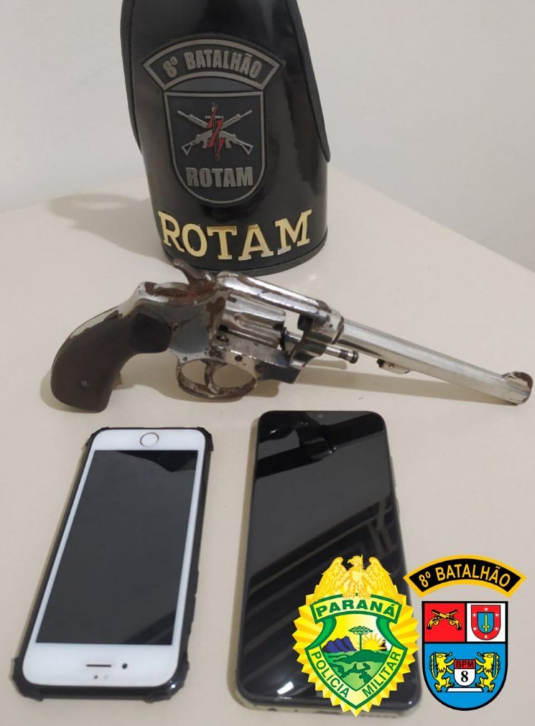 Homem é morto com tiro na cabeça por um menor de 17 e outro de 20 anos