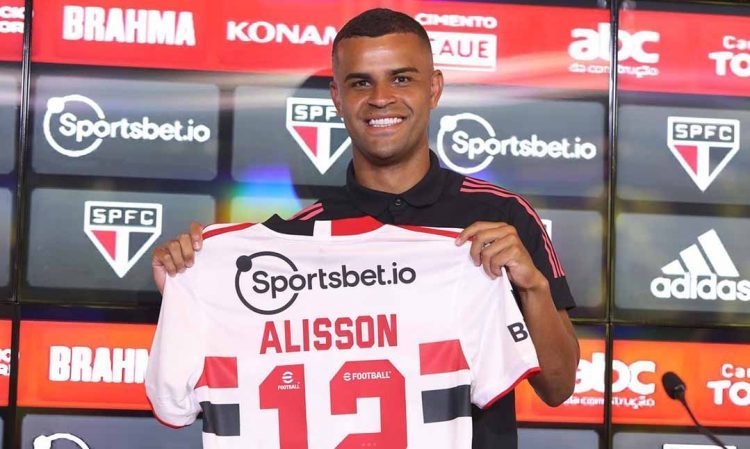 Alisson elogia contratações e vê  São Paulo forte na temporada