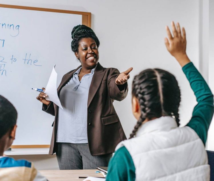Especialista fala sobre os desafios para formação e atuação desses profissionais