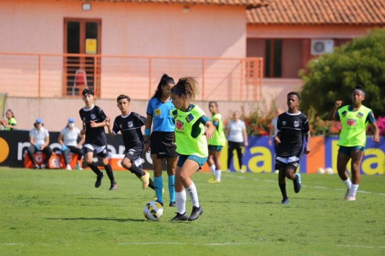 Jovem de Graciosa volta a ser convocada para a Seleção Brasileira Feminina