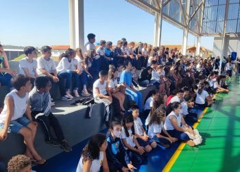 Quadra da escola municipal Porto Rico  é inaugurada com jogos entre alunos