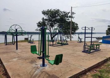 Academias ao ar livre foram recuperadas e  recolocadas novamente para o uso da população