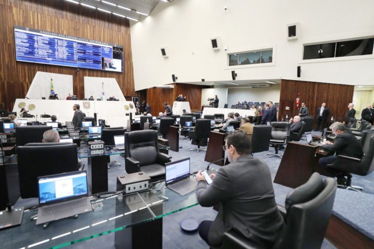 Assembleia aprova notificação obrigatória de  casos de doenças raras ao SUS do Paraná