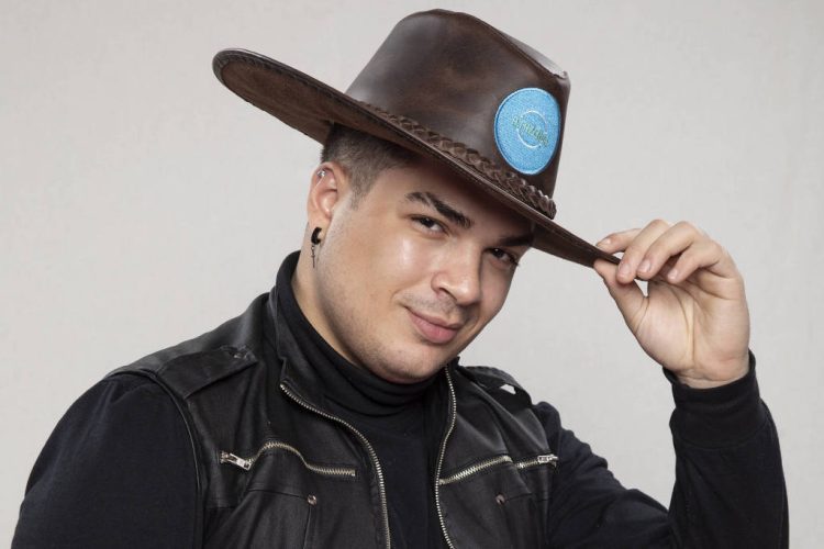 Lucas é o primeiro fazendeiro da temporada de A Fazenda 14