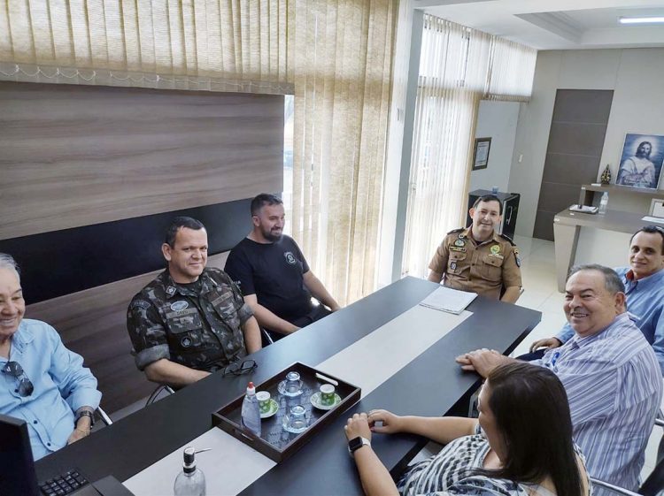 Conselho de Segurança e Polícia Militar  reforçam parceria em prol da comunidade