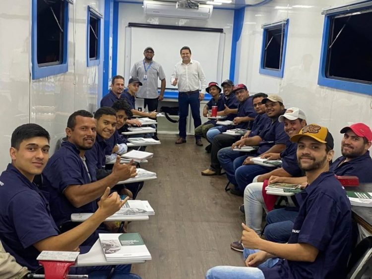 Iniciado mais um curso profissionalizante