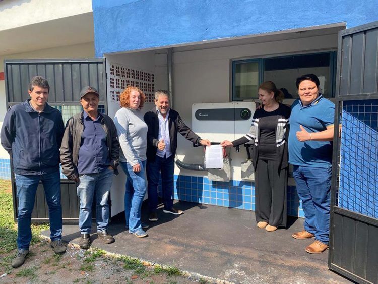 Município inaugura mais uma usina fotovoltaica