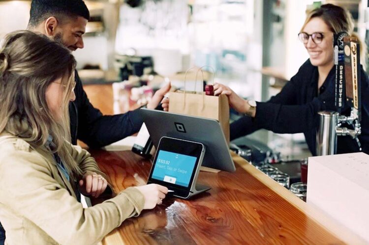 Seis em cada 10 brasileiros apontam despreparo das empresas em relação ao atendimento