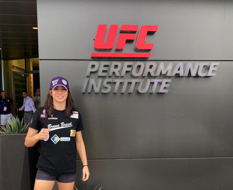 Bruna Brasil tem expectativa de estrear no UFC no início de 2023