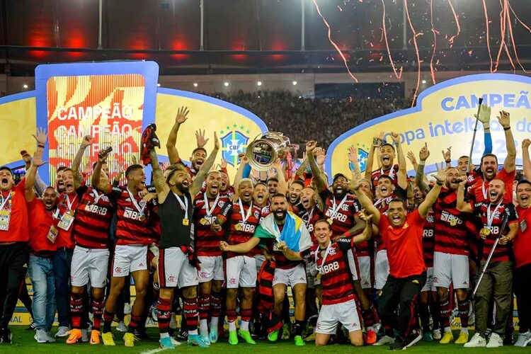 Marcos Braz vê ‘campeonato do recomeço’ e brinca com torcida contra