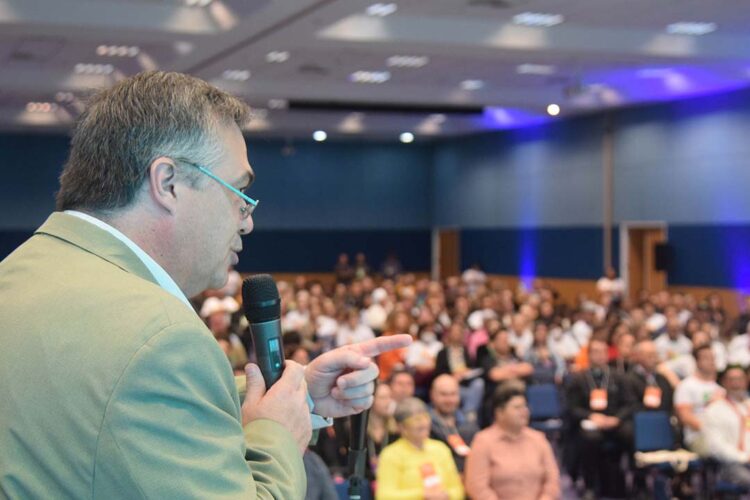 Conferência de saúde mental debate pós-pandemia e ampliação de alternativas de financiamento