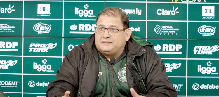 Pelo menos 20% dos clubes da Série A vão começar 2023 com técnico novo