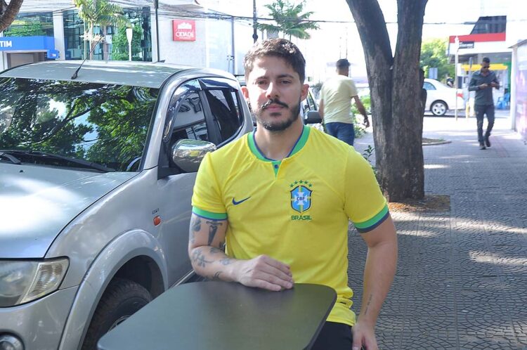 Torcedores demonstram otimismo para a estreia da Seleção Brasileira