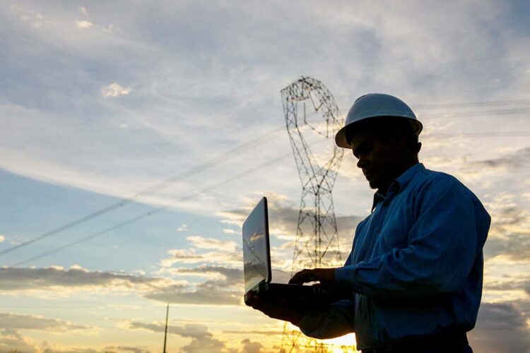 Da elétrica à segurança: novembro é especial para as engenharias