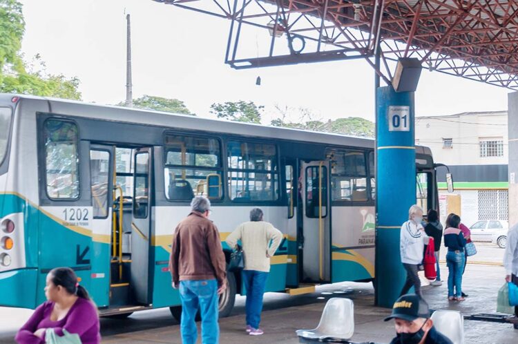 Vereadores aprovam projeto de lei  que reduz tarifa do transporte coletivo