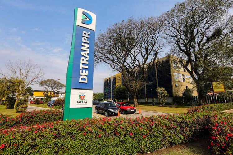 Após três anos sem reajuste, Detran atualiza valores de taxas a partir de janeiro