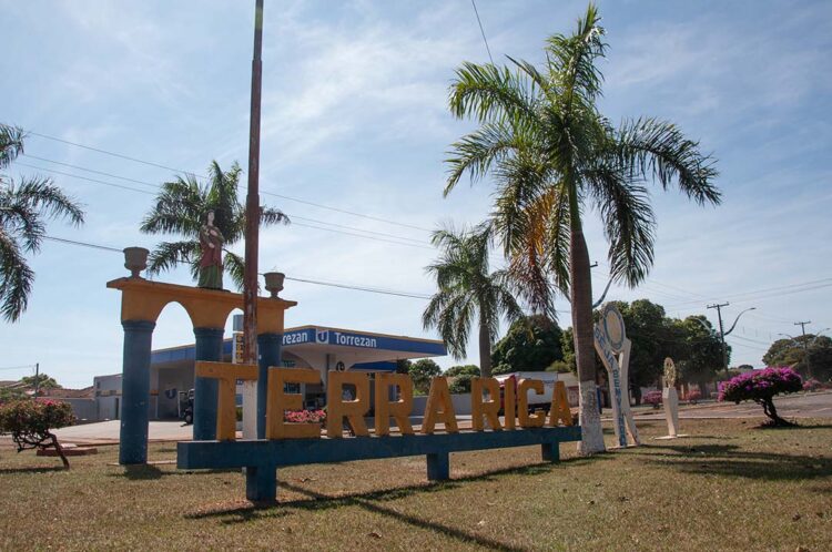 Contribuintes de Terra Rica podem acessar  carnê do IPTU 2023 no site da Prefeitura