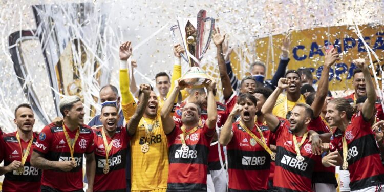 CBF define Brasília como sede da Supercopa, entre Flamengo e Palmeiras