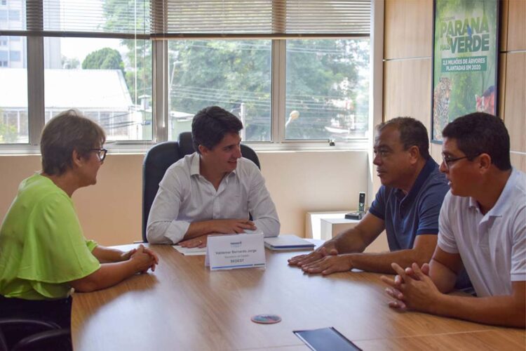 Prefeito cumpre agenda em Curitiba em busca de recursos e melhorias