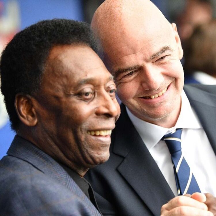 Presidente da Fifa diz que Pelé fez  o que nenhum outro jogador sonhou