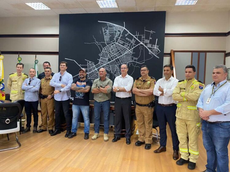 Prefeito KIQ recebe visita do novo secretário de Segurança Pública do Paraná