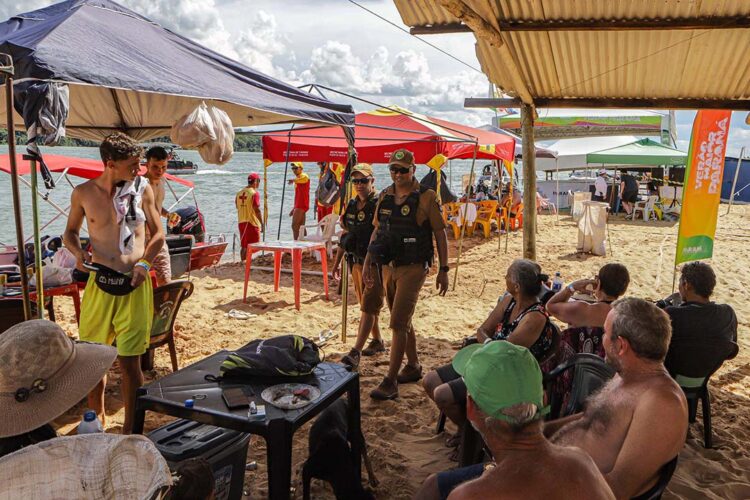 Com reforço na segurança, moradores e turistas têm temporada tranquila no Noroeste