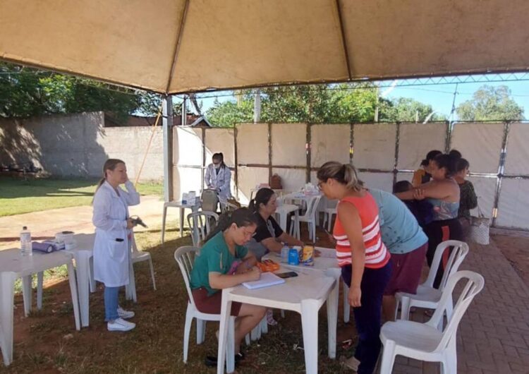 Equipes de saúde oferecem exames e testes gratuitos em prainhas do Noroeste do Paraná