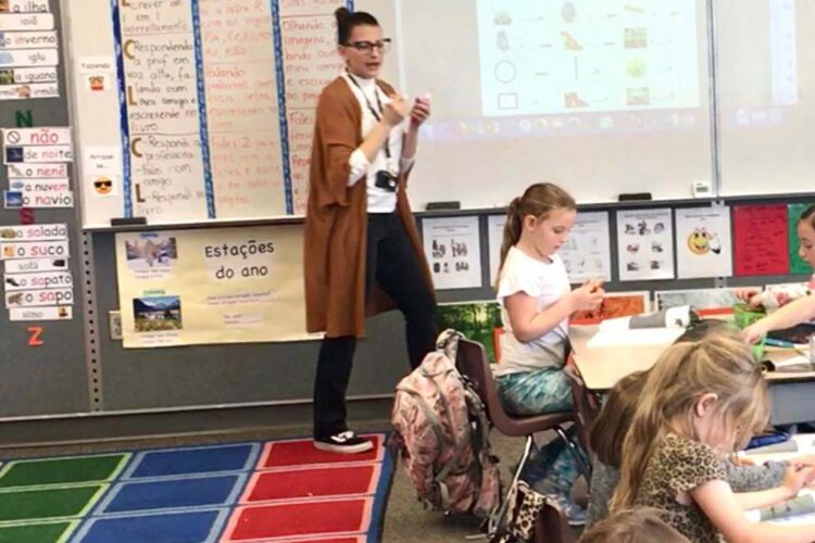 Estado lança edital para professores do ensino fundamental atuarem nos EUA