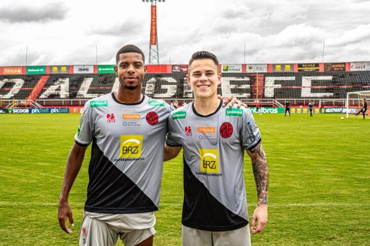 Dupla paranavaiense disputa o Campeonato Mineiro pelo Pouso Alegre