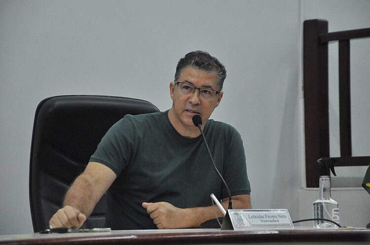 Doutor Leônidas pede afastamento  das funções legislativas por 30 dias