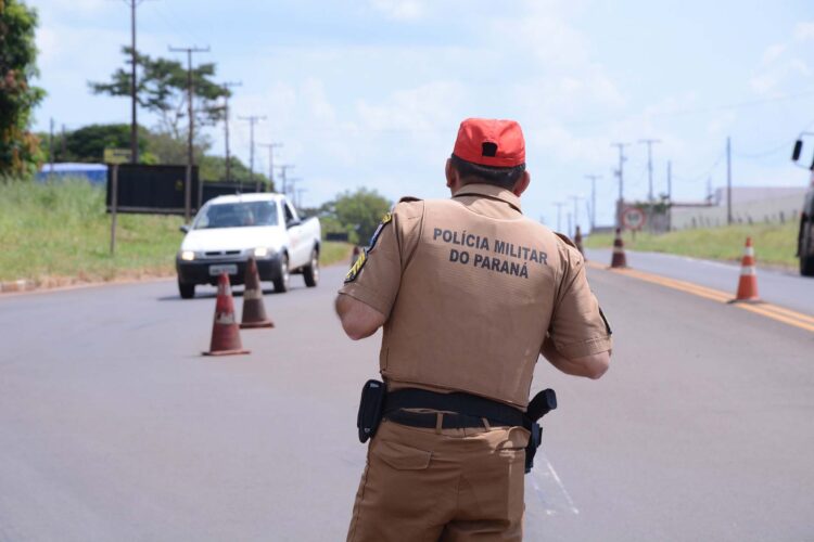 Polícia Rodoviária Estadual pede atenção aos motoristas na volta para casa