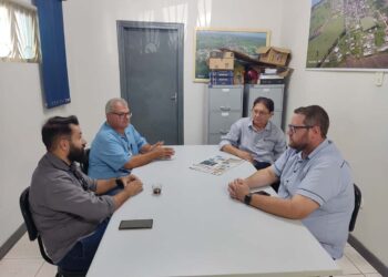 Prefeito se reúne com gerente da Sanepar e  recebe notícia de novos investimentos na cidade