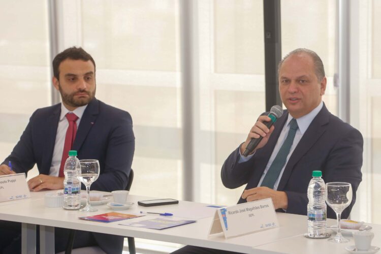 Governo reforça apoio à micro e pequena empresa para fortalecer economia do Paraná