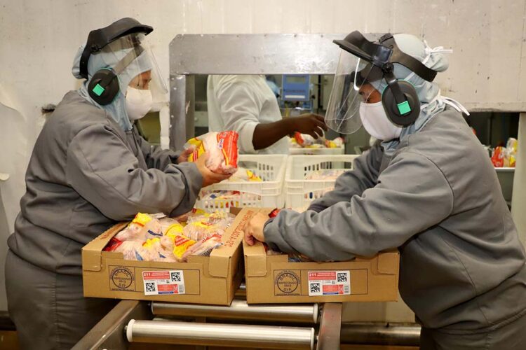 Puxadas por carne de frango, exportações do Paraná crescem 6,1% em janeiro de 2023