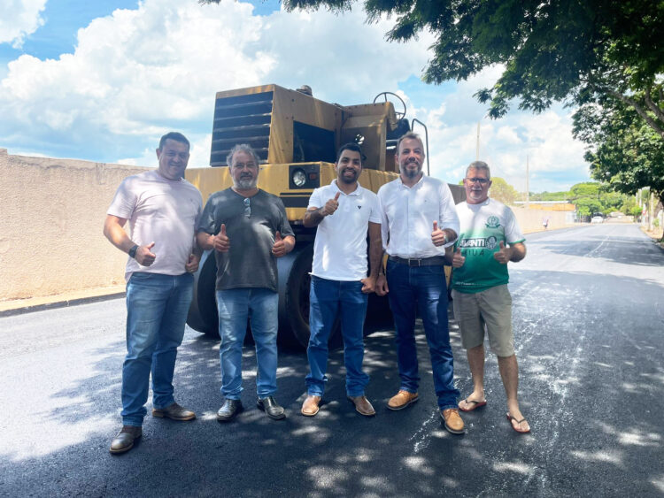 São João do Caiuá investe R$ 1,9 milhão em recape e pavimentação asfáltica