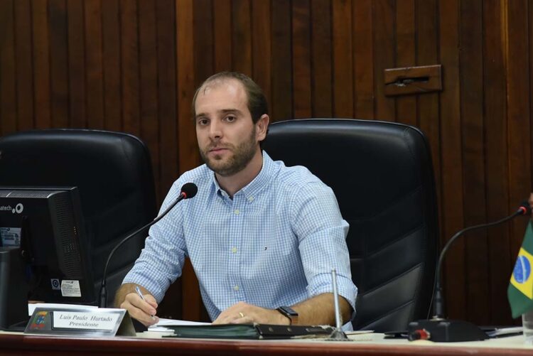 Presidente explica cálculo que aponta mais de R$ 4 milhões com aumento de vereadores